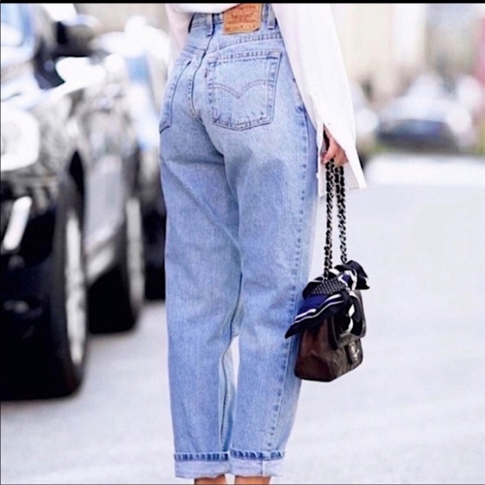 Vtg Levi's 550 Relaxed Fit High Waist Tapered Leg size 10 mis blue denim Jean